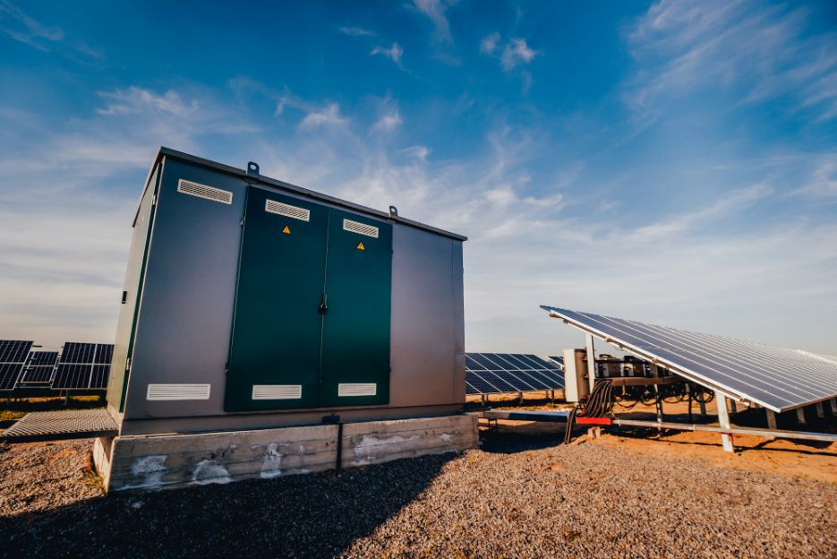 Baterijski sistemi za pohranu solarne energije: Pregled najnovijih tehnologija